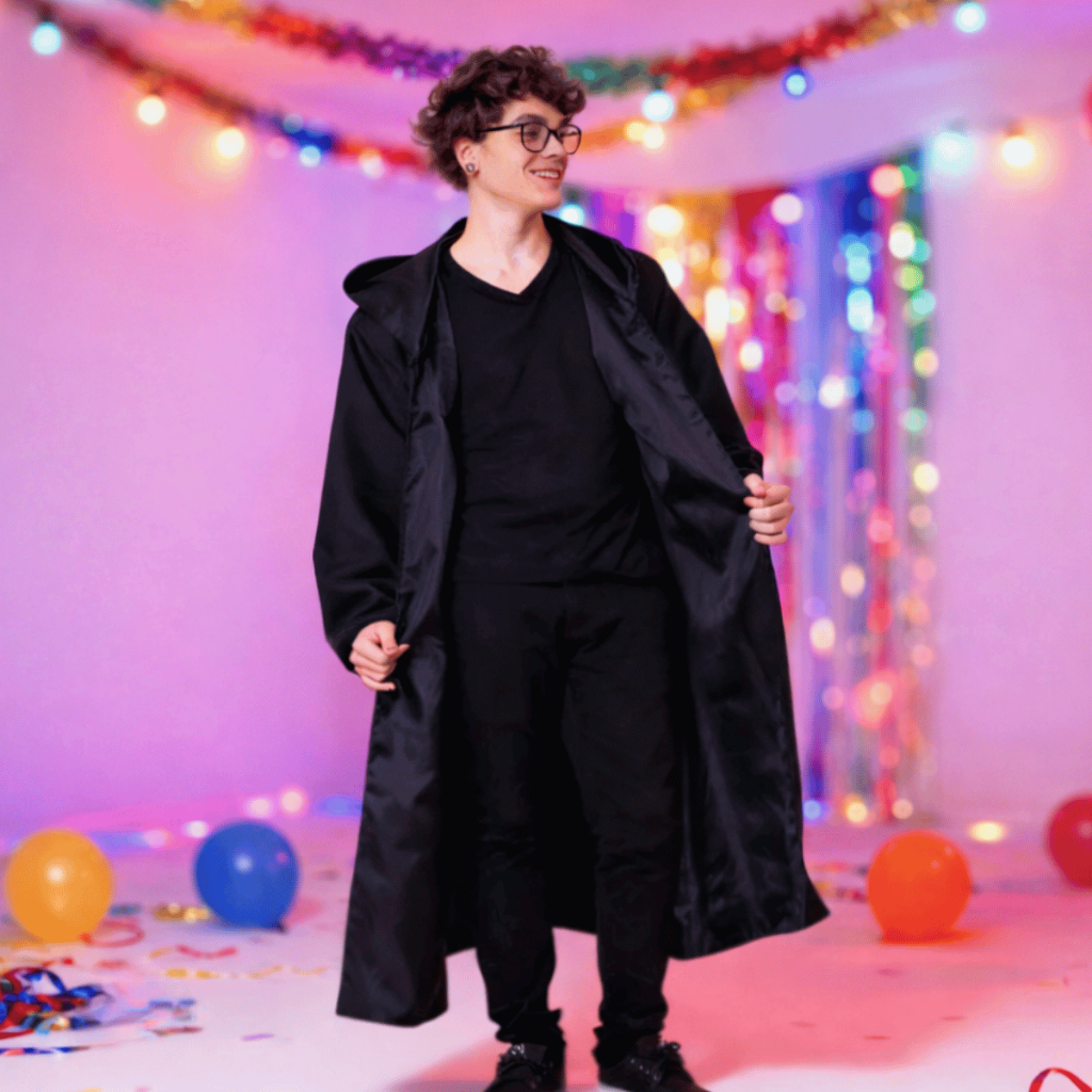 Capa Manto com Capuz Infantil e Adulto Fantasia Bruxo, Mago, Halloween, Carnaval, Comensal da Morte