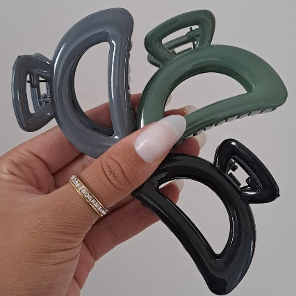 Presilha Oncinha Tartaruga Piranha Vazada para Cabelos Feminino Formato Plástico – Cores Diversas, Estilo e Praticidade