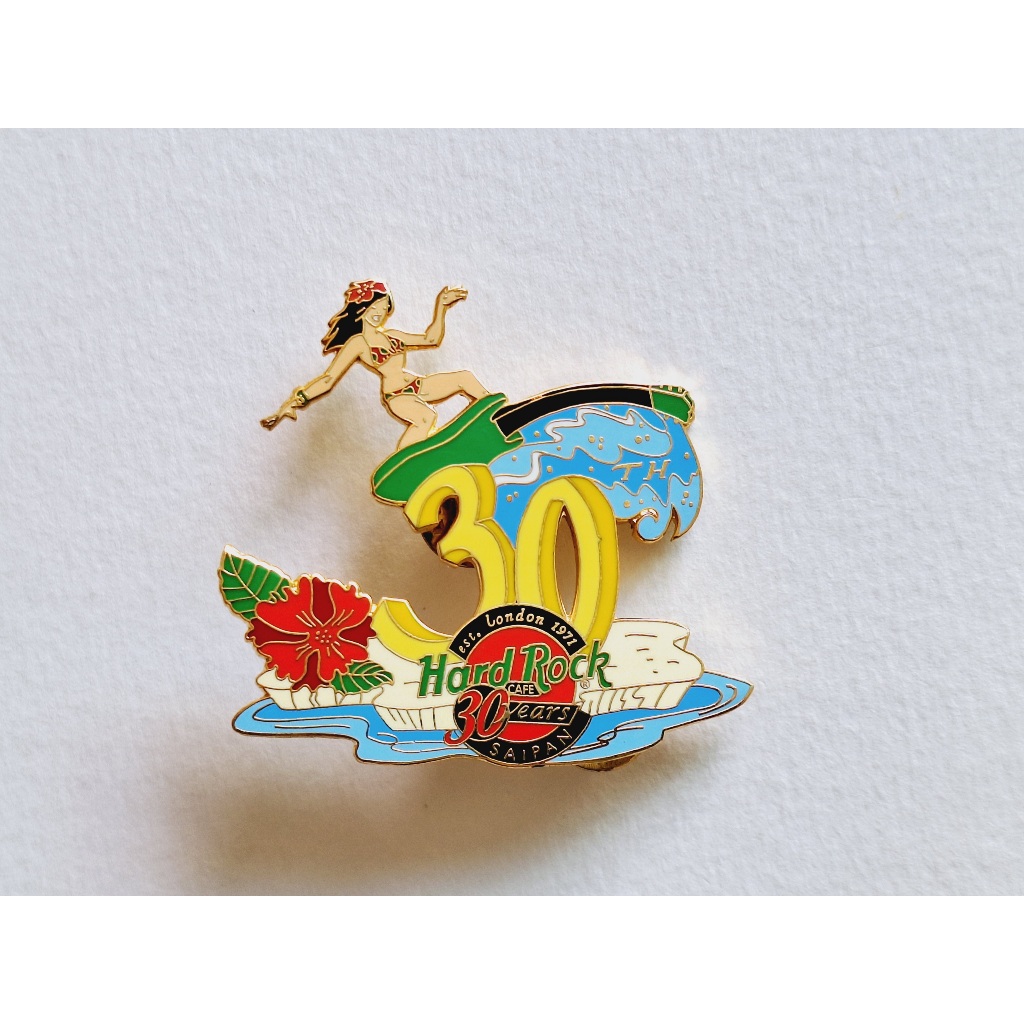Pin / Broche - Hard Rock Cafe - Saipan, USA - 30 Years Logo Guitar Surfer Girl 2001