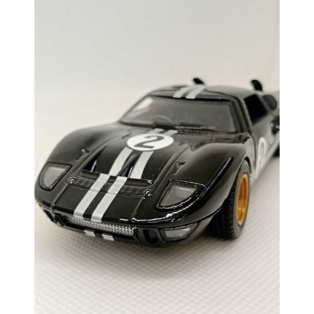 Miniatura 1ª Linha Carrinho Metal Escala 1/32 Ford GT40 1966 Kinsmart Abre As Portas
