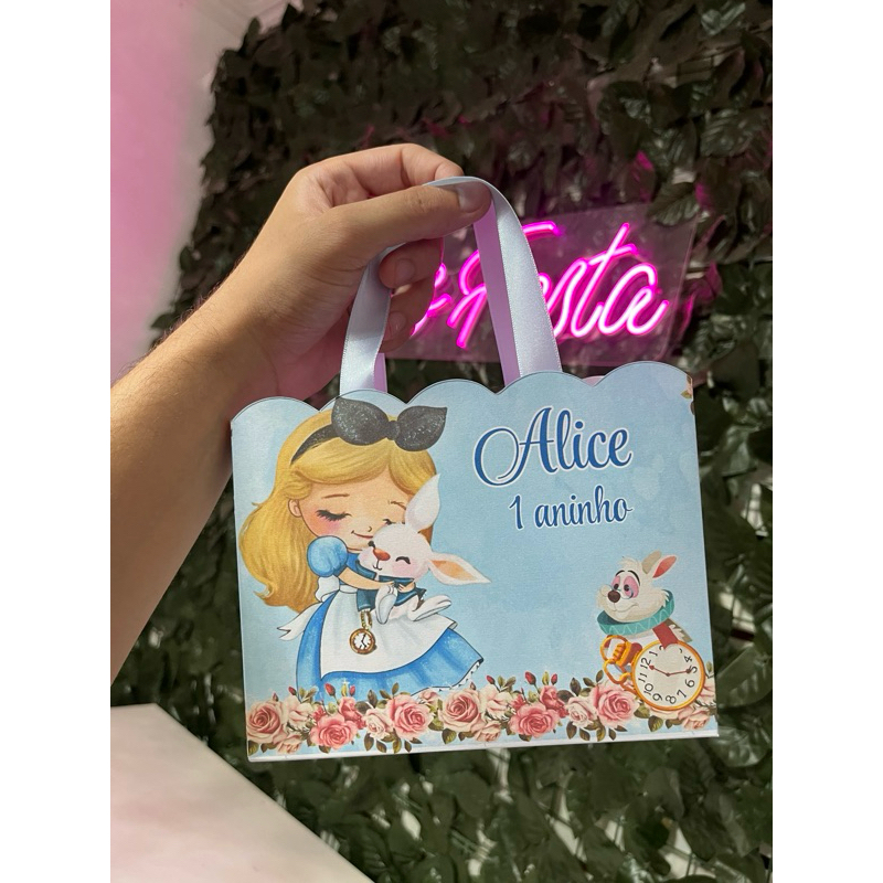 Sacolinha de Aniversário Alice pais das maravilhas - Personalizada - Lembrancinha aniversário - 14X18x6