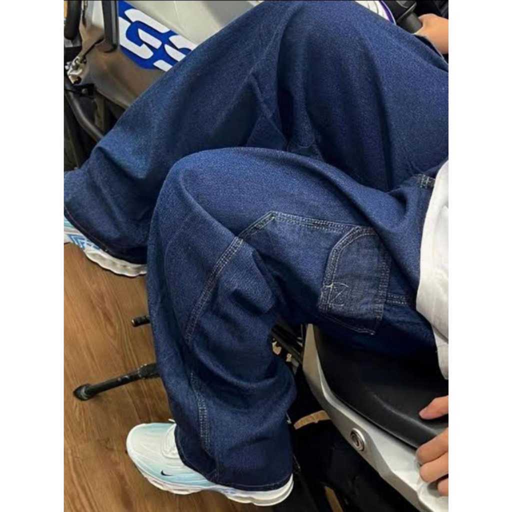 calça cargo sarja e jeans bolsos laterais regulagens na cintura