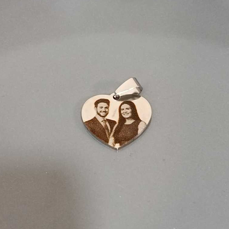 Pingente de Coração Personalizado Com Foto Ultra Realista de Aço Inox