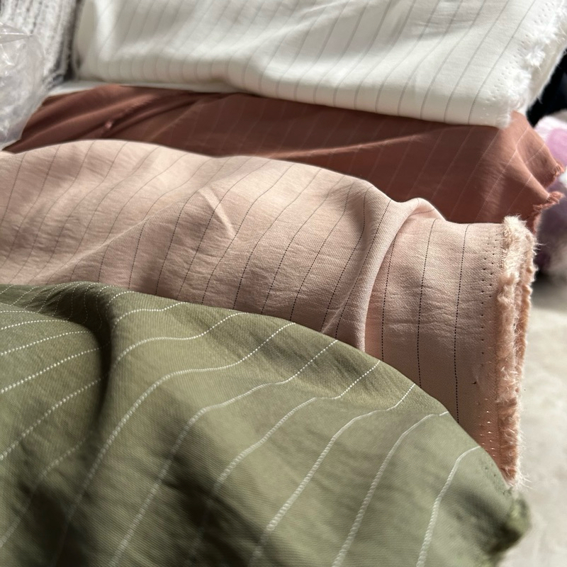 Tecido Alfaiataria Sensoriale Marrant liocel risca de giz (1m x 1,50m)Perfeito para confecção de coletes ,varias cores. em Oferta na Shopee