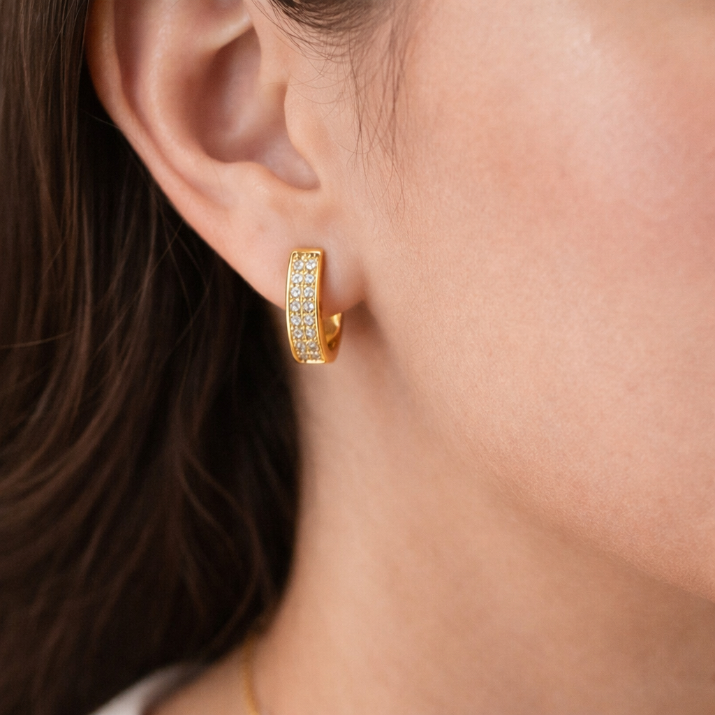 Brinco argola Zirconia  transparente de 20mm com duas filas de zircônia  banhado a ouro 18k