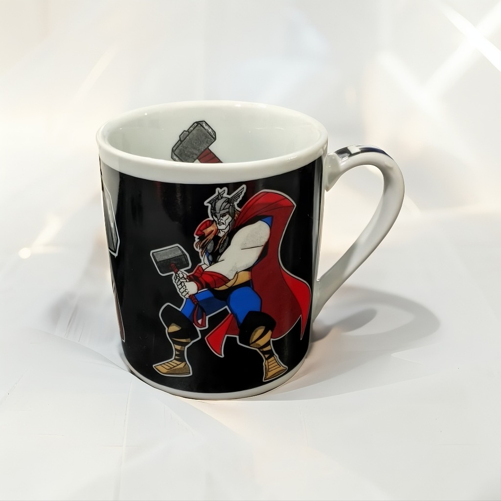 Caneca Thor Poder Do Trovão Marvel Fundo Preto Preto Thor