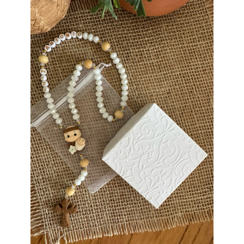 Kit de oração Santo Antônio (ou outro santinho) com caixa de presente e saquinho de organza