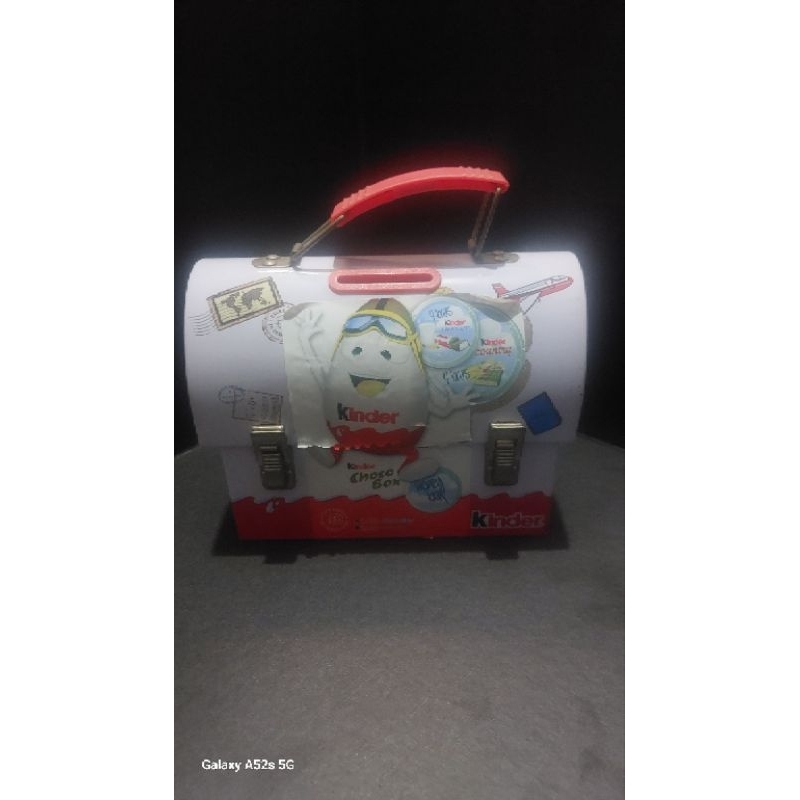 Cofrinho Maletinha De Lata Kinder Ovo antigo