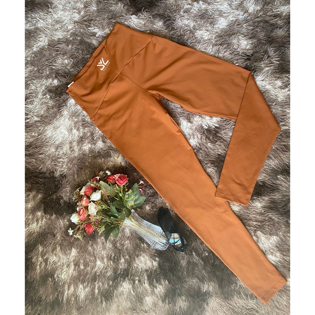 LEGGING EM POLIAMIDA  BOLSO FUNCIONAL CÓS ALTO ZERO TRANSPARÊNCIA ALTA COMPRESSÃO YALUJA