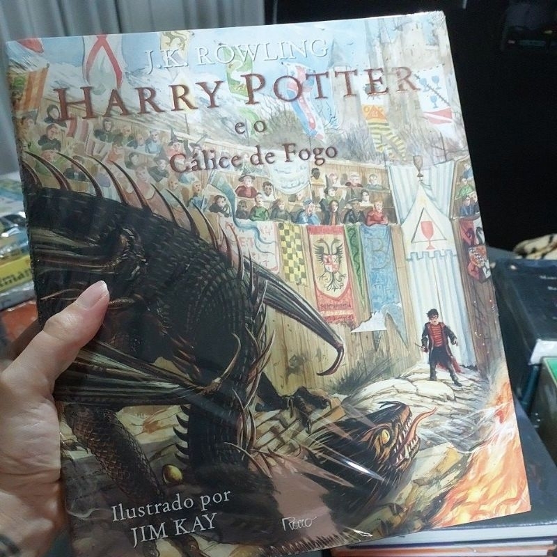 Livro Harry Potter e o Cálice de Fogo - J K Rowling  - Ed Ilustrada - lacrado