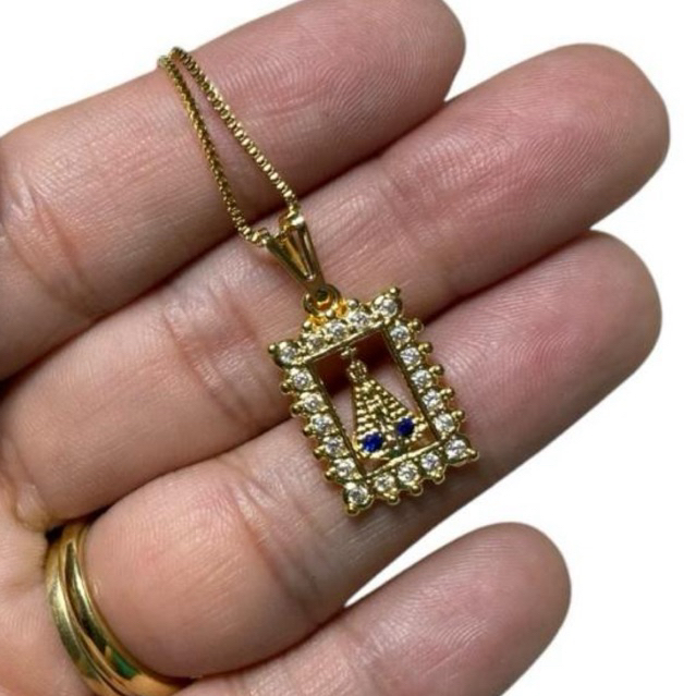 Gargantilha Colar Nossa Senhora Aparecida com manto em strass folheado a ouro 18k - cód 0058