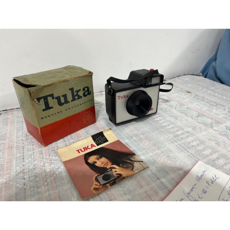 Antiga Máquina Fotográfica Tuka – Marca DFV (com Caixa Original)