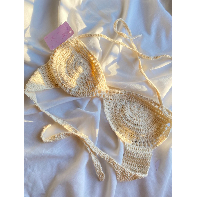 Top de crochê artesanal top meia lua feito a mão moda praia verão 2026 Boho biquíni de crochê