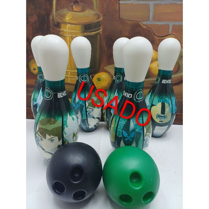 Brinquedo Boliche ben 10 ( usado)