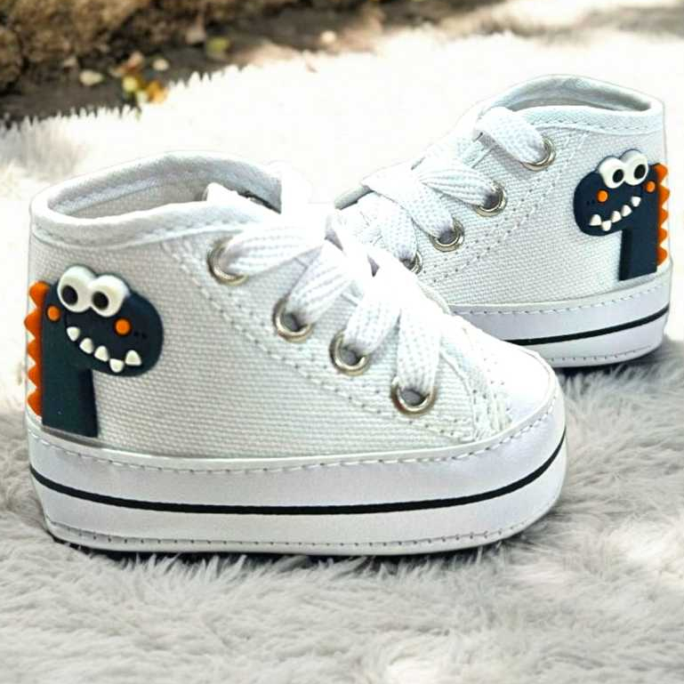 Tênis Star Cores Bebê Sapatinho Masculino Recém Nascido Confortável Reborn Menino Mesversário Solami