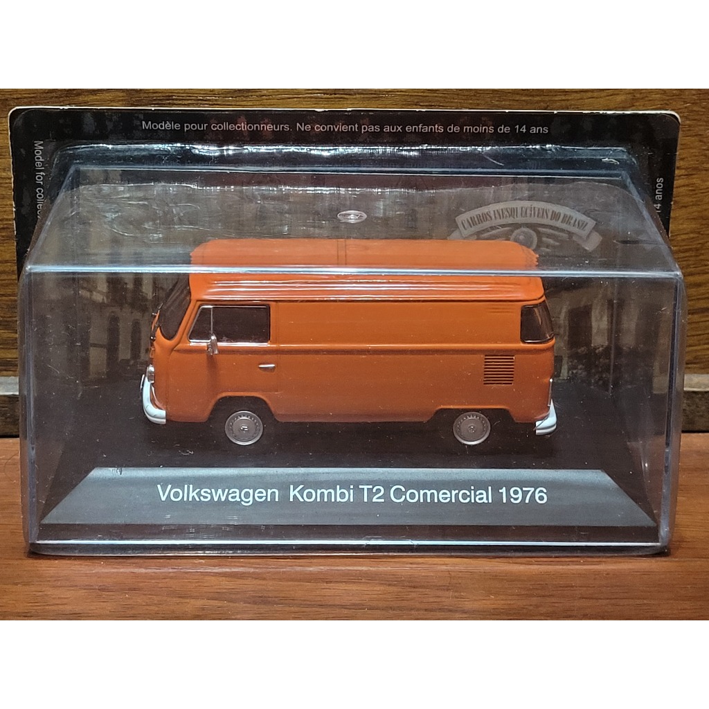 VW Volkswagen Kombi T2 Comercial 1976 - Coleção Carros Inesquecíveis do Brasil - Carrinho Miniatura 1/43