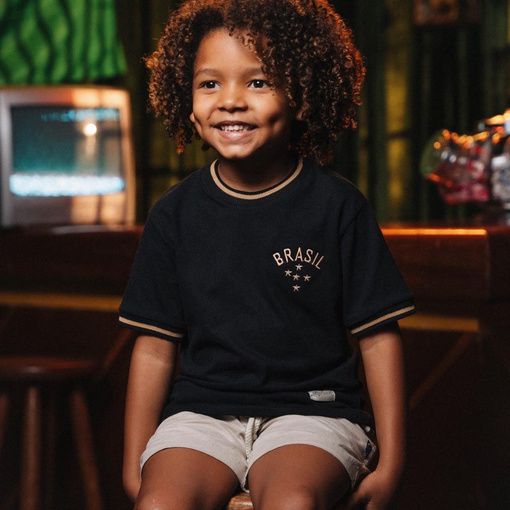 Camisa Brasil Gold Preta Retrô Infantil Juvenil Unissex Oficial em Oferta na Shopee