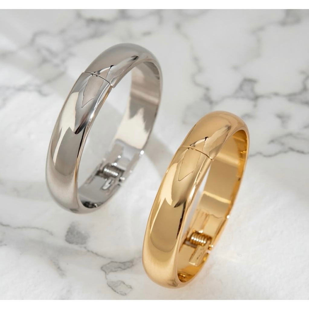 Bracelete aço inoxidável liso redondo slim atemporal e moderno dourado ou prata Nunca desvaneça em Oferta na Shopee