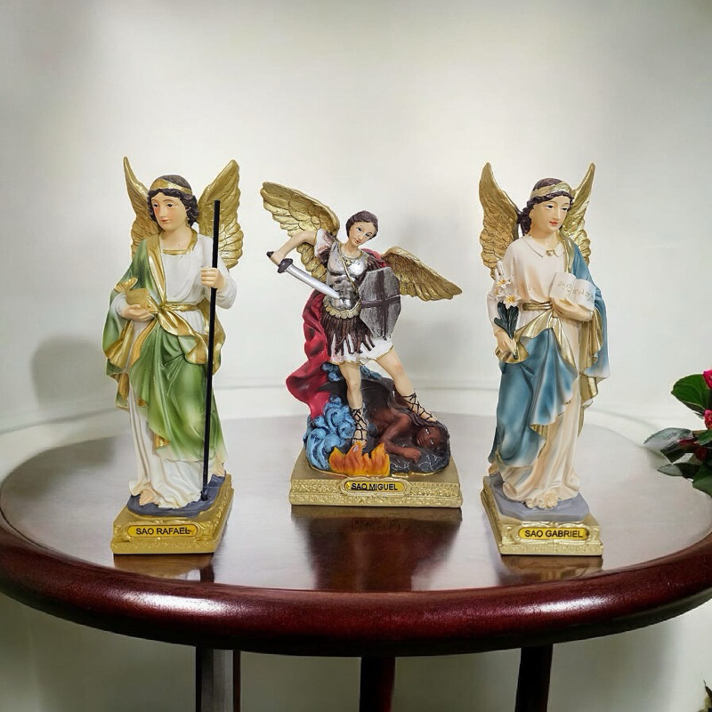 Imagem Trio Arcanjos em Resina Importada Resina Premium São Miguel São Gabriel São Rafael