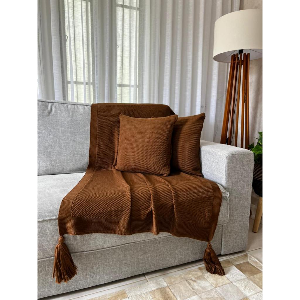 Kit Peseira Manta Luxo Decorativa Pompom Sala Sofá + 2 Capas em Oferta na Shopee