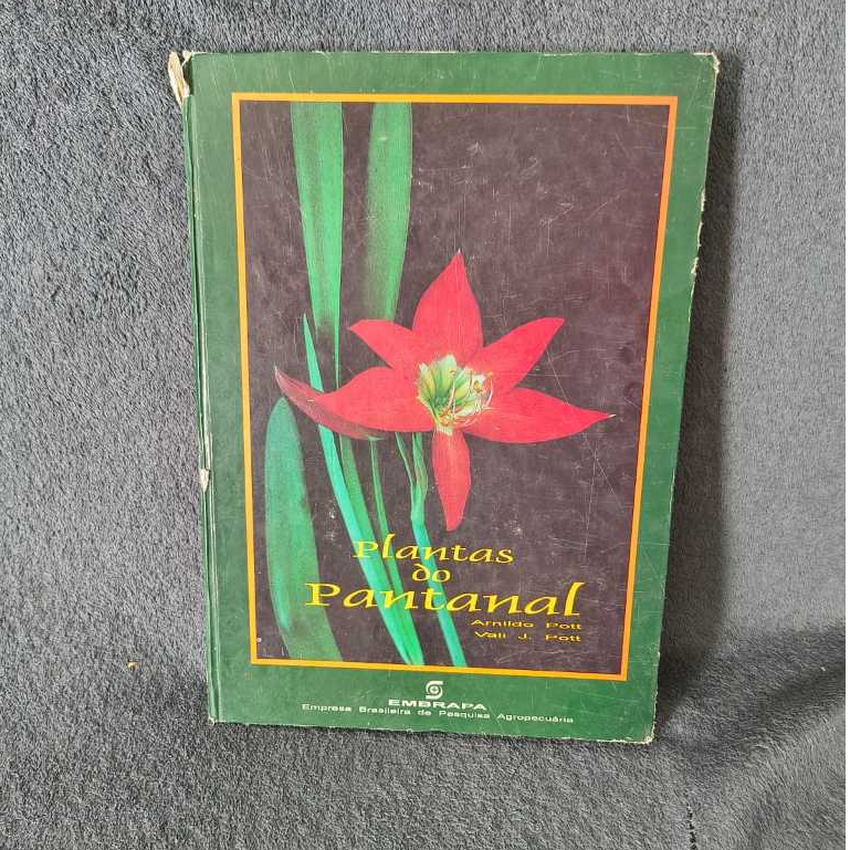 LIVRO PLANTAS DO PANTANAL (LEIA A DESCRIÇÃO)