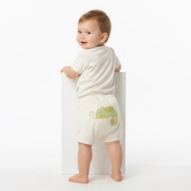 [desapego] PRESENTE DE ANJO conjunto para bebê Tamanho G 6-9 meses nude camaleão camiseta e short bermuda vc