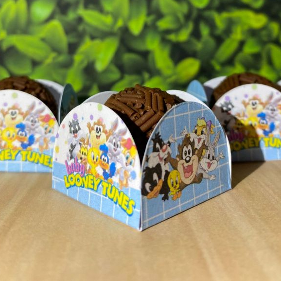 50 forminhas personalizadas 4 pétalas de doce brigadeiro festa aniversário BABY LOONEY TUNES - TEMOS TODOS OS TEMAS