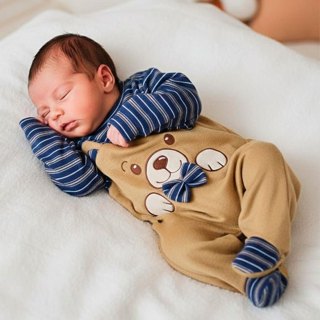 Macacão Manga Longa Bebê Menino Kids Bordado Ursinho Jáder Tam RN, P e M em Oferta na Shopee