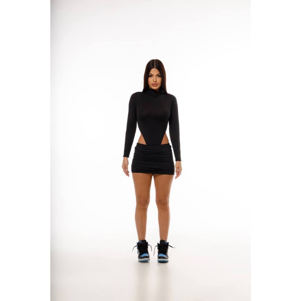Body Feminino Body Cavado Manu Body Manga Longa Body Gola Alta Modelador Body Preto Moda Festa