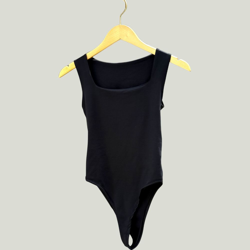 Body Feminino Alça Larga Decote Quadrado Suplex Regata Regatinha Estilo Blogueira Casual Tendencia Suplex Feminino Cores