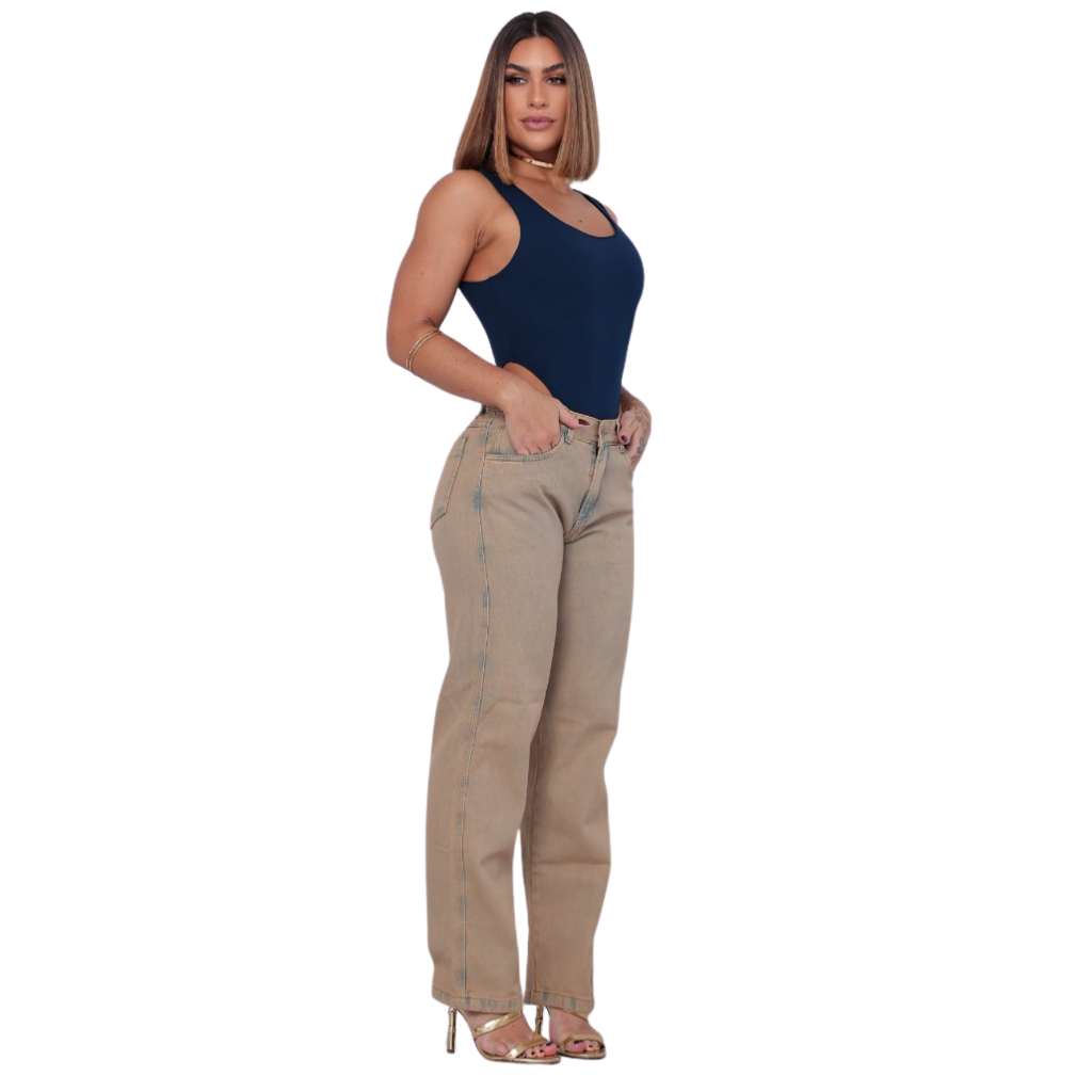 Calça Jeans Feminina Bege Vintage Modelagem Reta