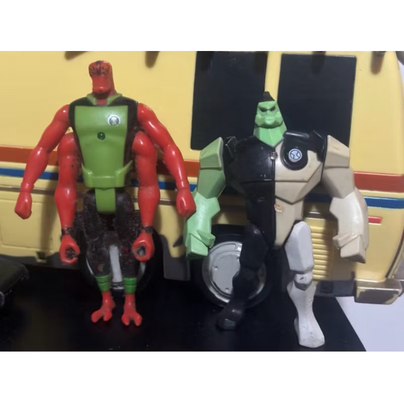Lote 2 Bonecos Diamante Ben 10 Clássico e Manny Ben 10 Força Alienígena Em Perfeito Estado Usado Conforme as Fotos