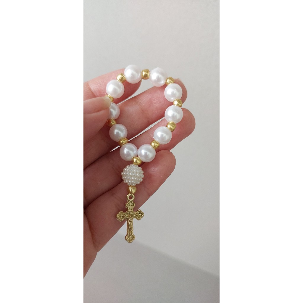 Mini Terços chaveiro Dezena Pérola – Kit Lembrancinhas para Batizado, Comunhão e Casamento