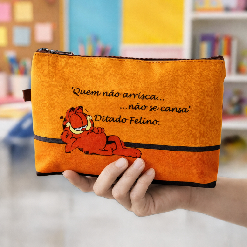 Nécessaire Garfield Ditado Felino Slim Bolsa Grande Compacta Escolar Organizado Viagem Maquiagem