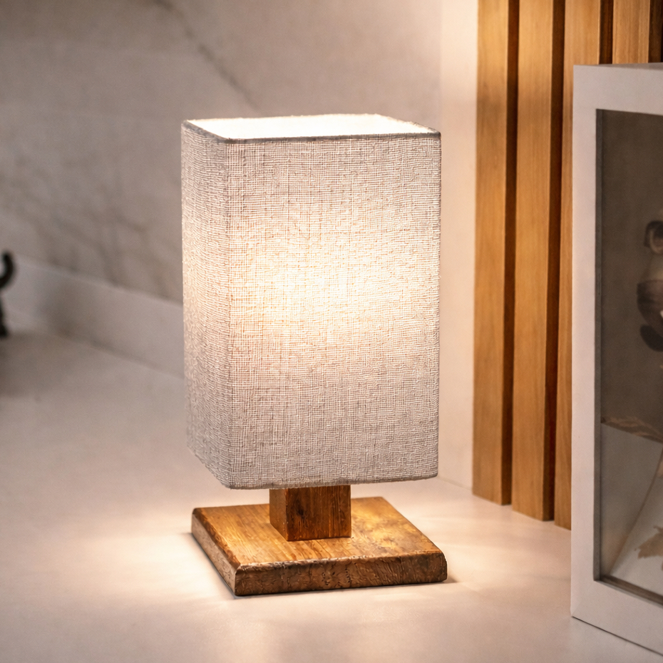 Luminária Cabeceira Abajur De Mesa Madeira Rústica Tecido Linho Decoração Casa