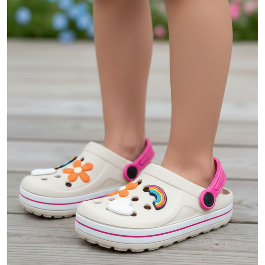Sandália Infantil Feminina com Apliques De Meninas Coloridos – Super Conforto em Oferta na Shopee