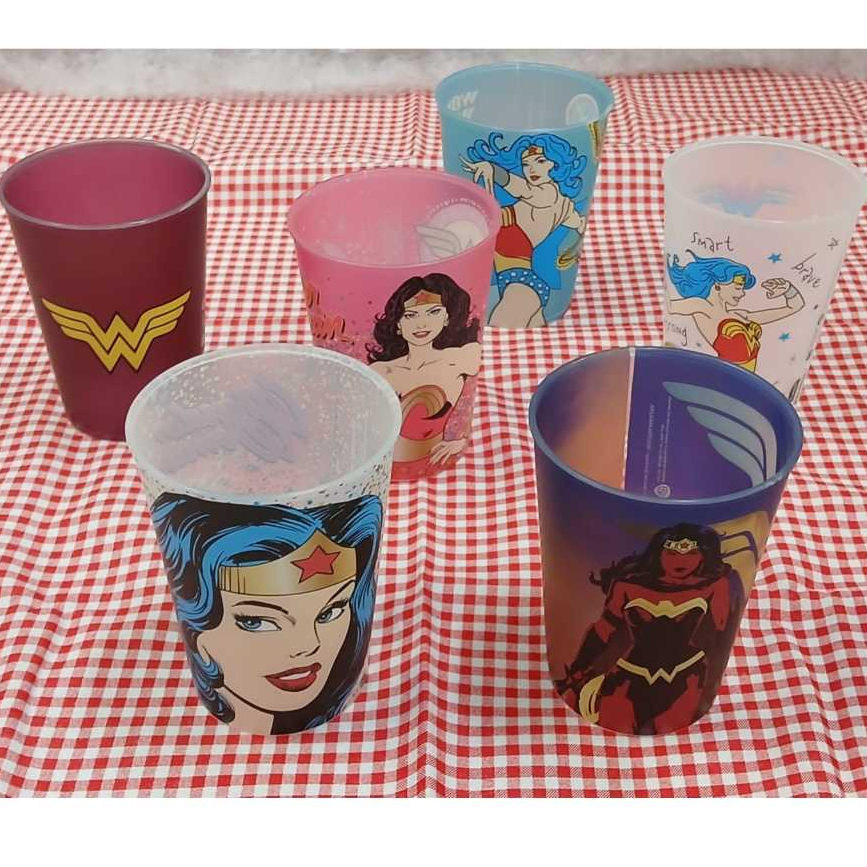 Copo decorado Mulher Maravilha *UNIDADE/SORTIDOS*