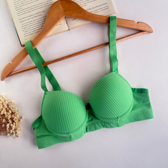 Sutiã Reforçado Duda Canelado com Bojo Aro de Metal e Alças Largas em Oferta na Shopee