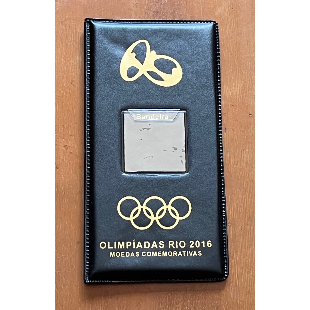 Álbum Preto Vazio Almofadado para Moedas Comemorativas das Olimpíadas Padrão Novo. Organize sua Coleção com Qualidade