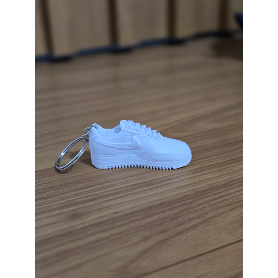 Chaveiro Tênis Estilo Sneaker – Design Moderno e Minimalista | BanaHype Shop