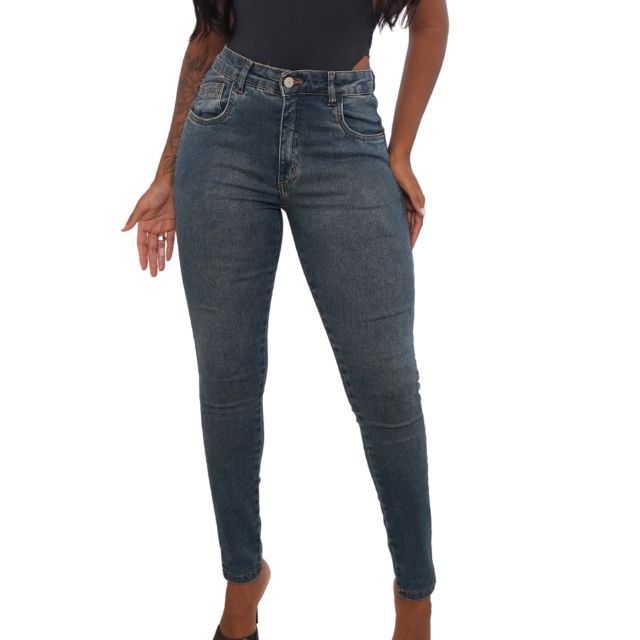 Calça Jeans Skinny Feminina Modeladora Confortável – Lançamento 2026 em Oferta na Shopee