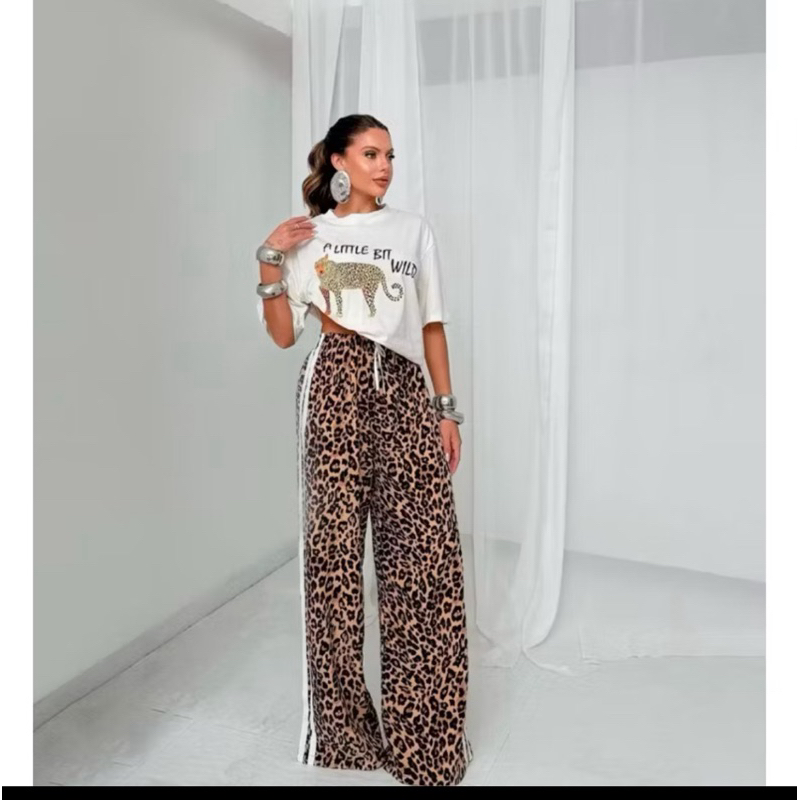 Calça Pantalona Animal Print onça tendência Conforto e Qualidade na Peça