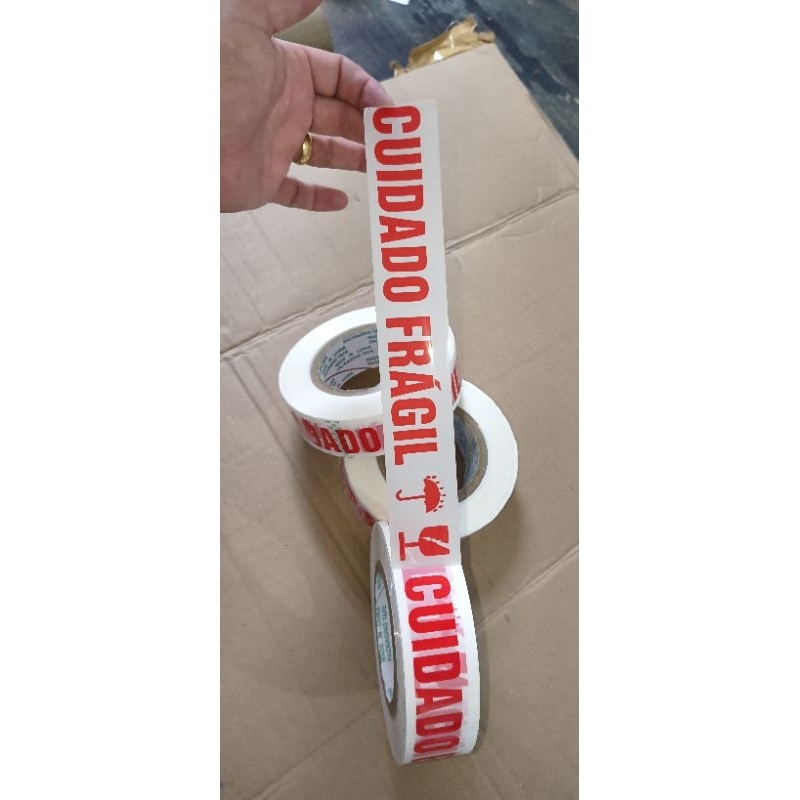 Fita CUIDADO FRÁGIL kit até 7, conforme a foto , 500 m, excelente qualidade e Envio imediato.