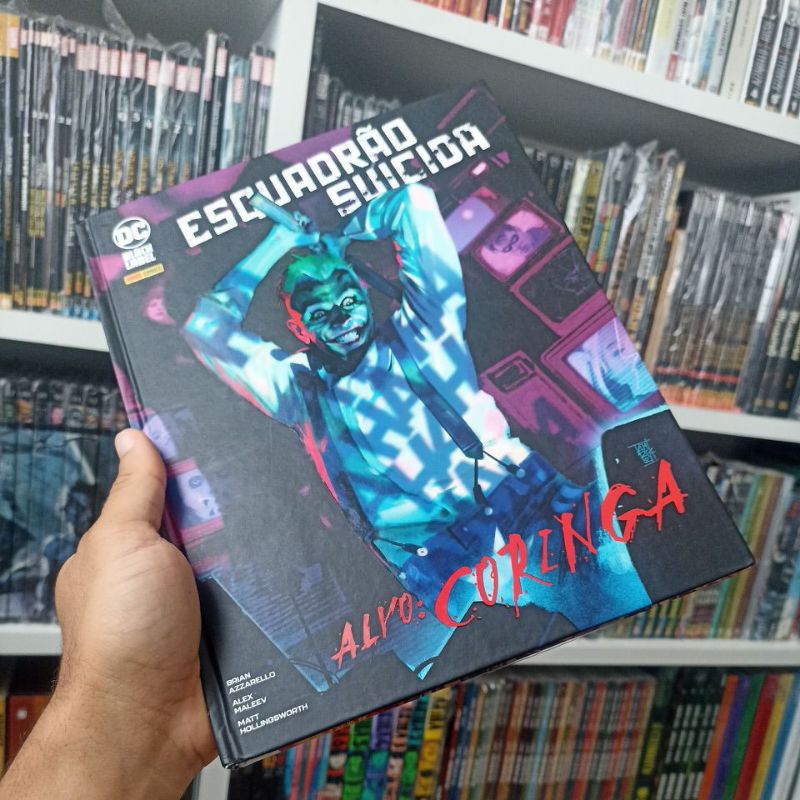 Esquadrão Suicida: Alvo Coringa - HQ PANINI LUXO ADULTO +18 - Brian Azzarello Alex Maleev Batman Gothan