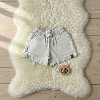 Shorts Infantil Linho Bege Estilo Mauricinho Cordão Regulável Leve Para Verão Dias Quentes em Oferta na Shopee