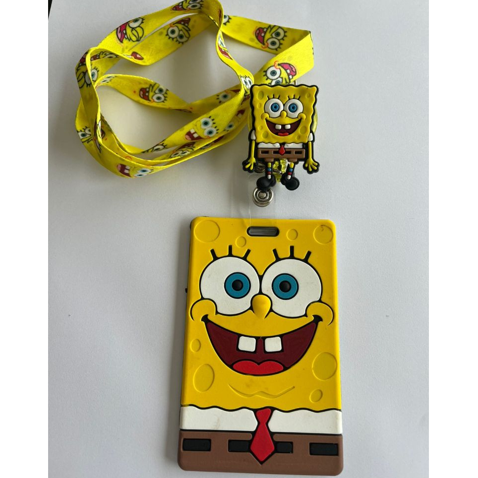 PORTA CRACHÁ E CORDÃO PARA CARTÃO DE IDENTIFICAÇÃO em Oferta na Shopee