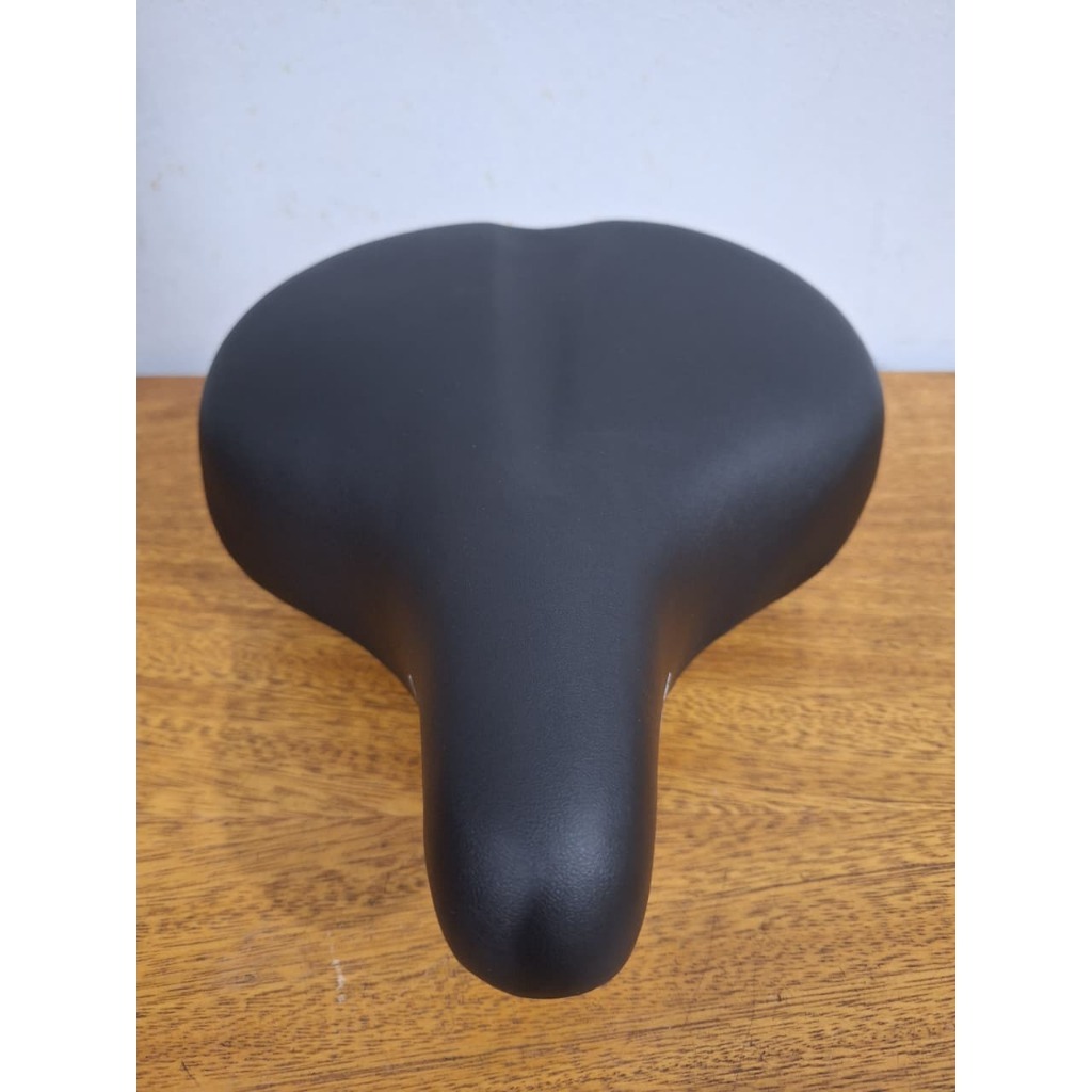Banco Selim GTS Retrô Conforto Duas Molas com Refletor Traseiro – Preto