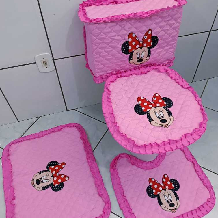 Kit 4 peças pra banheiro tipo Minnie jogo de tapetes capa para caixa acoplada decoração fofo