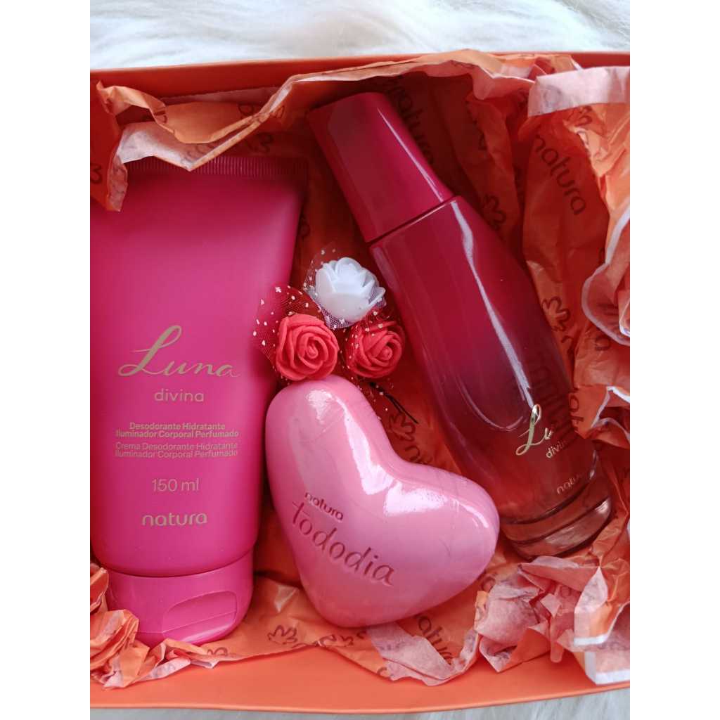 Presente natura Kit Luna Divina – Colônia + Desodorante Hidratante + Sabonete todo dia coração
