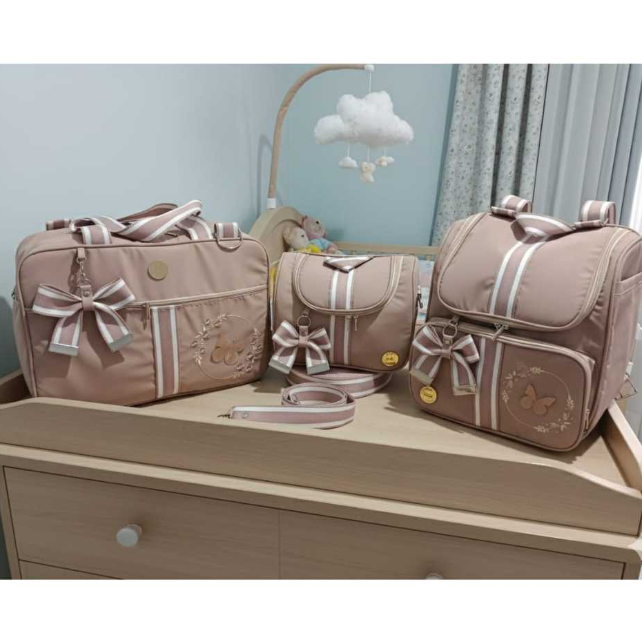 kit Maternidade 3 Peças  Menina e Menino l Mala | Mochila l Frasqueira Bordado com Borboleta